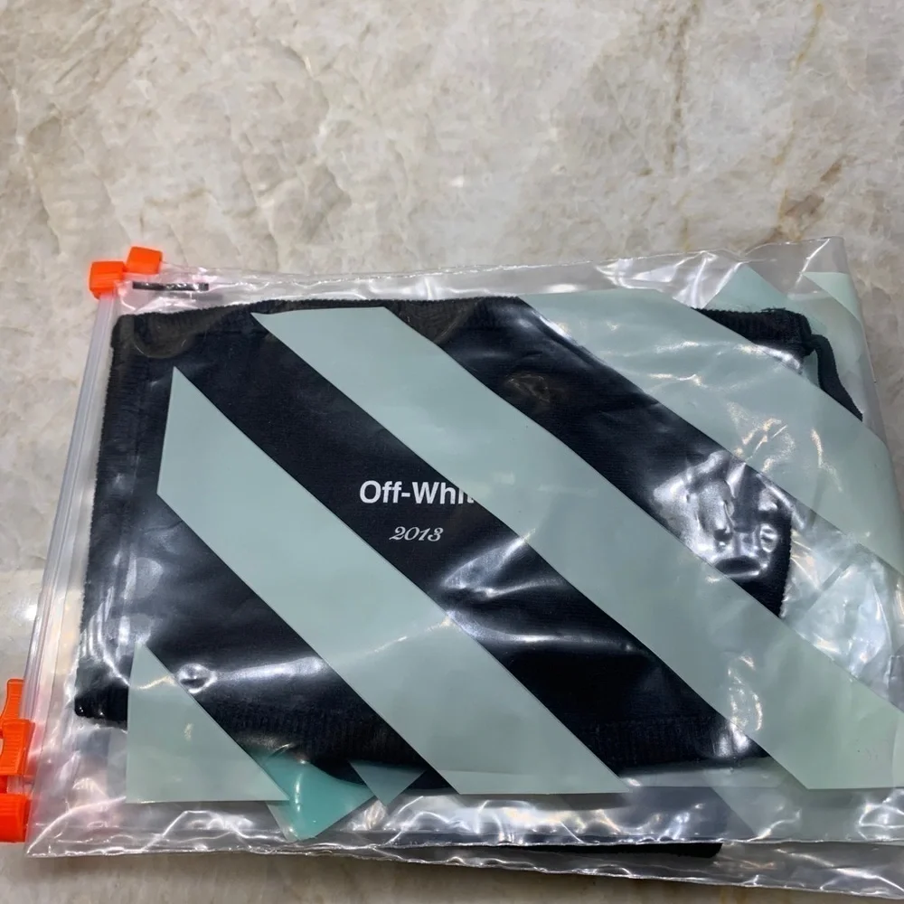 OFF-WHITE Logo Mask